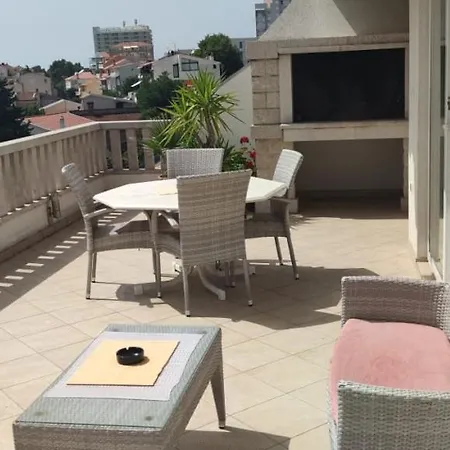 Apartment Happy Basset Terrace Makarska