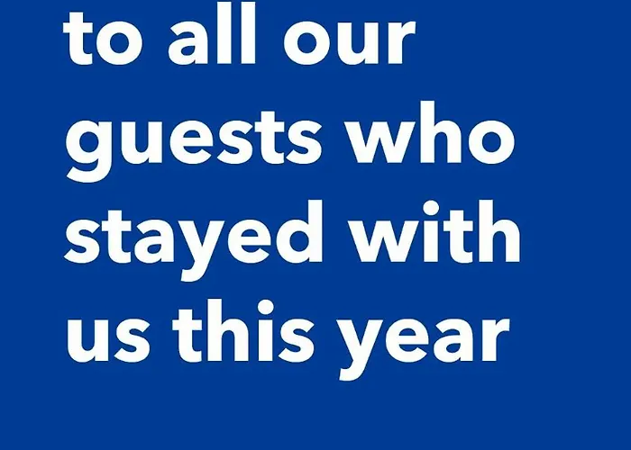 Happy Basset Terrace *